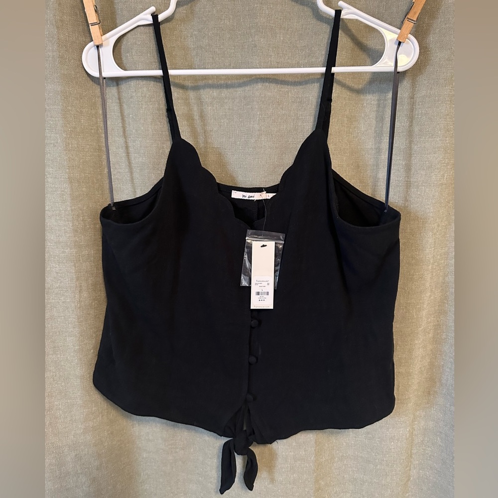 Francesca’s: Mi Ami Black Scalloped Tie Tank Top